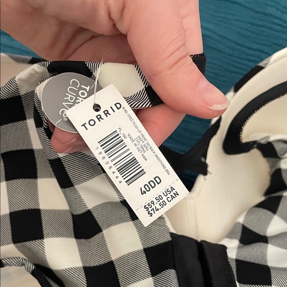 Torrid 40DD Black & White Bra - Picture 3 of 6